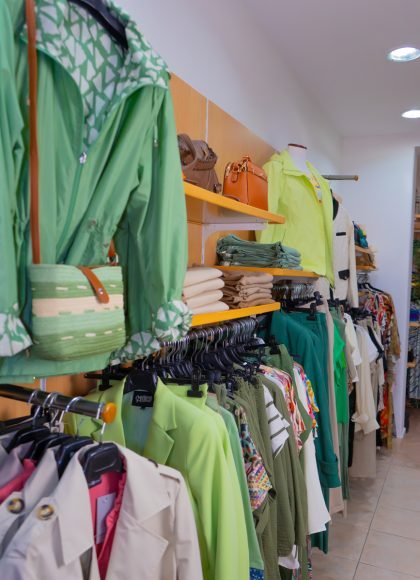 Moda femenina Farpos – Estilo real para cada día Ropa de mujer Farpos A Coruña